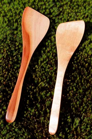 wooden-cooking-utensils